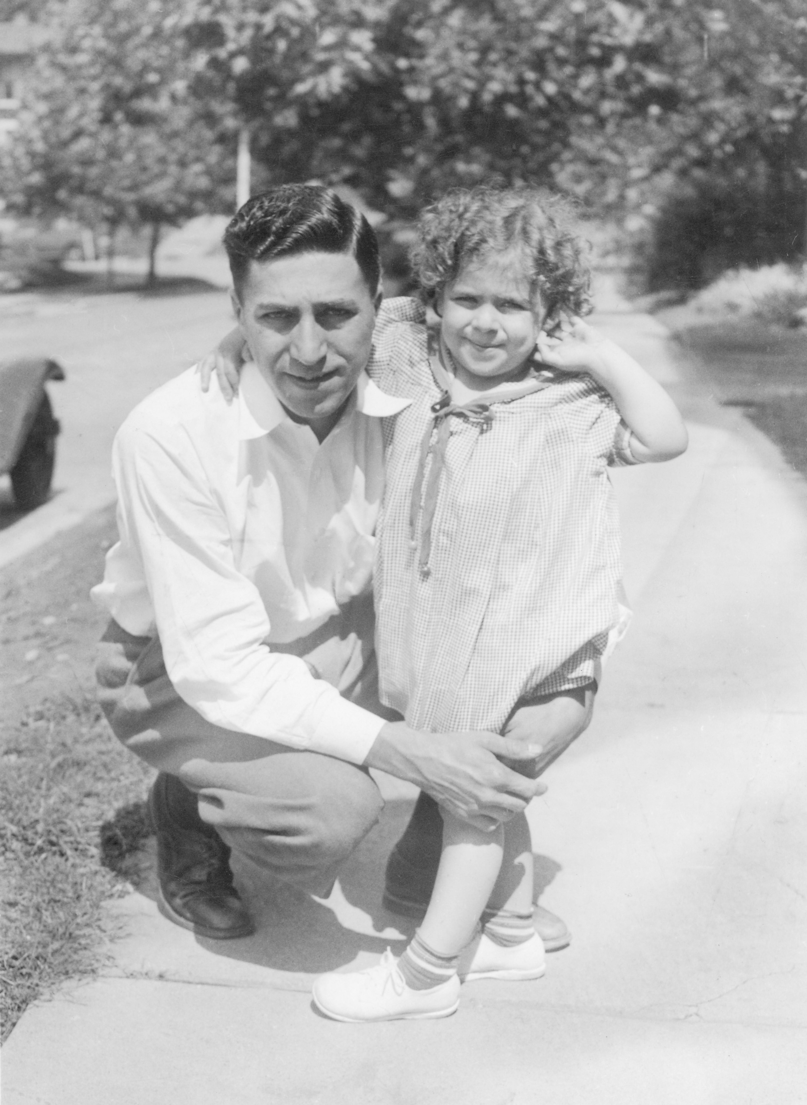 1934 Sept 9 Isadore Nelson & daughter Lynette St. Louis